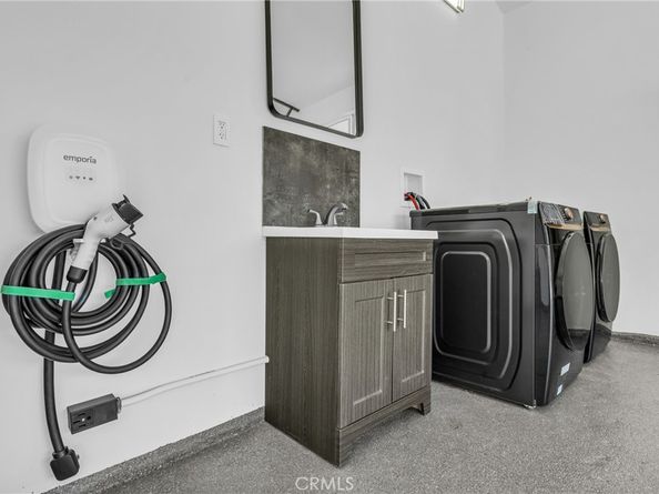 6266 Van Noord Avenue, Valley Glen CA 91401