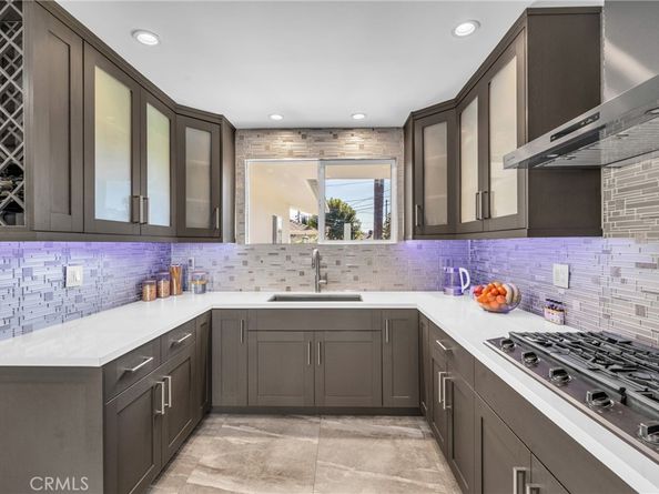 6266 Van Noord Avenue, Valley Glen CA 91401