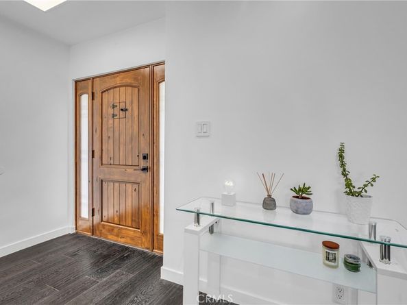 6266 Van Noord Avenue, Valley Glen CA 91401