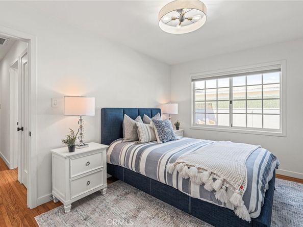 8906 Villanova Avenue, Los Angeles CA 90045