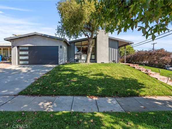 8906 Villanova Avenue, Los Angeles CA 90045
