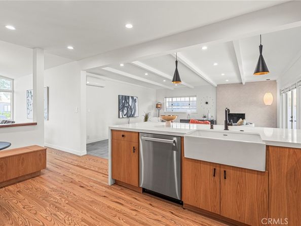 8906 Villanova Avenue, Los Angeles CA 90045