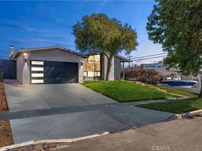 8906 Villanova Avenue, Los Angeles CA 90045