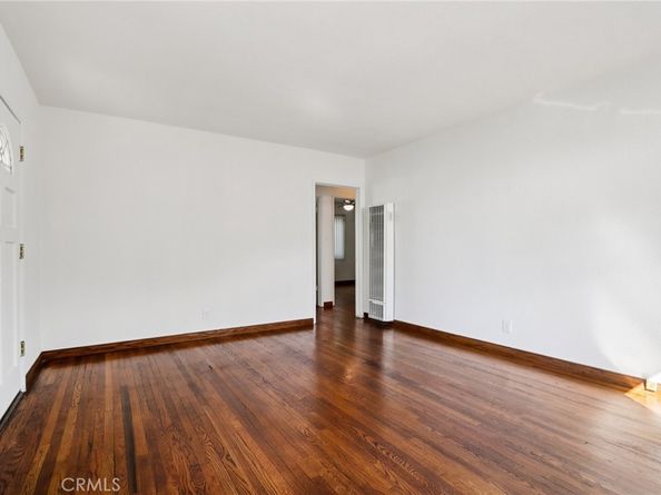 7010 Milwood Avenue, Canoga Park CA 91303