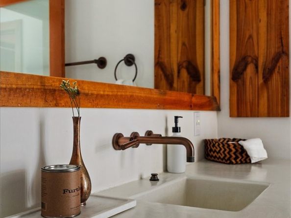 2123 Branden Street, Los Angeles CA 90026