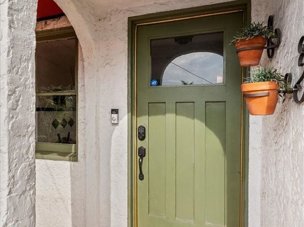 2123 Branden Street, Los Angeles CA 90026