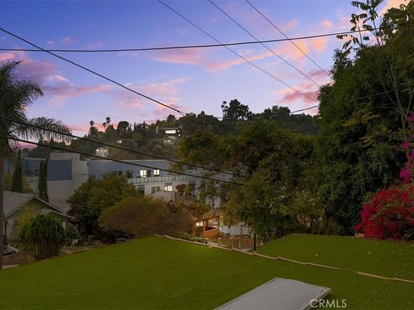 2123 Branden Street, Los Angeles CA 90026