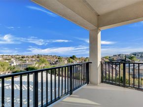 20212 Via Medici, Porter Ranch CA 91326