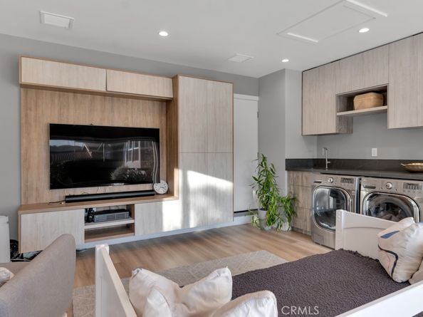 4716 Tyrone Avenue, Sherman Oaks CA 91423