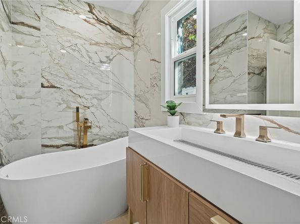 11330 Blix Street, West Toluca Lake CA 91602