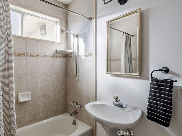 3211 Gibson Place, Redondo Beach CA 90278