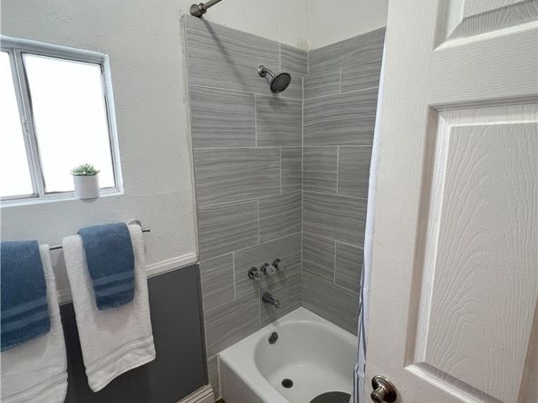 657 W 1st Street, San Pedro CA 90731