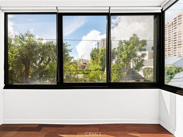 1277 S Beverly Glen Boulevard 405, Los Angeles CA 90024