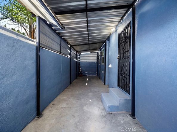 5808 Hooper, Los Angeles CA 90011