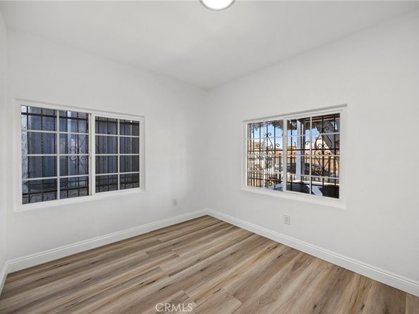 5808 Hooper, Los Angeles CA 90011