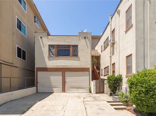 207 Mira Mar Avenue, Long Beach CA 90803