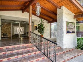 5650 Sumner Way 313, Culver City CA 90230