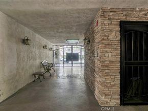 5650 Sumner Way 313, Culver City CA 90230