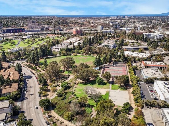 5650 Sumner Way 313, Culver City CA 90230