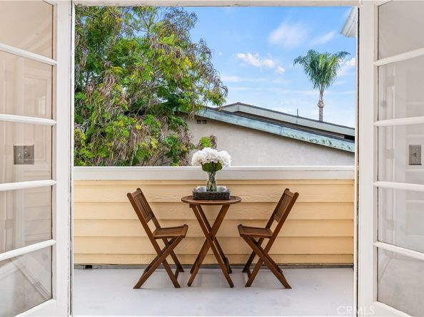 2002 Marshallfield, Redondo Beach CA 90278