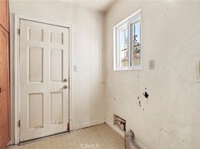 1622 E 88th, Los Angeles CA 90002