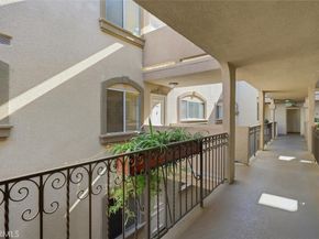 222 7th, Santa Monica CA 90402
