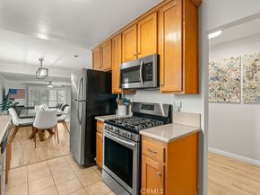 1321 Beryl Street 101, Redondo Beach CA 90277