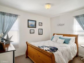 3012 Manhattan Avenue, Manhattan Beach CA 90266