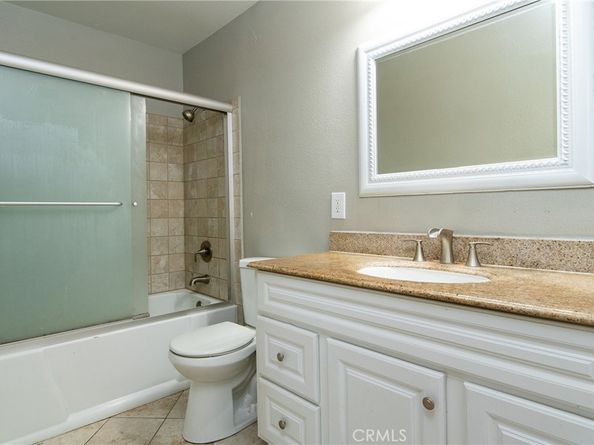 1104 W 89th Street, Los Angeles CA 90044