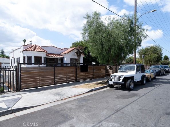 1104 W 89th Street, Los Angeles CA 90044