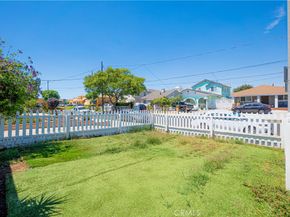 1654 W 216th Street, Torrance CA 90501