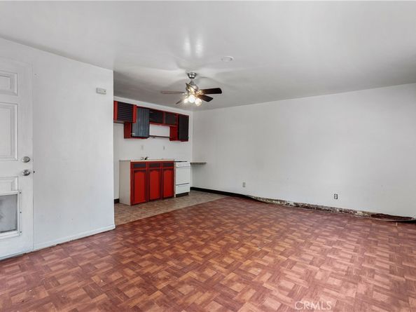 1654 W 216th Street, Torrance CA 90501