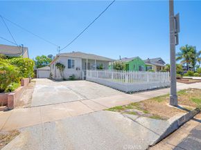 1654 W 216th Street, Torrance CA 90501