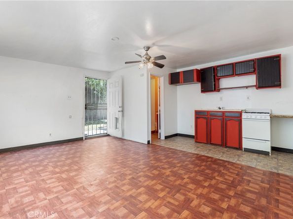 1654 W 216th Street, Torrance CA 90501