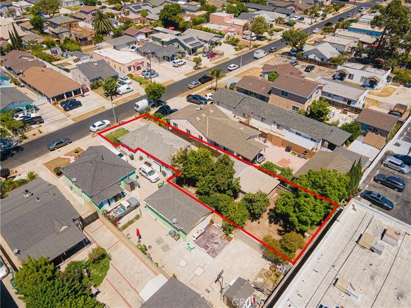 1654 W 216th Street, Torrance CA 90501