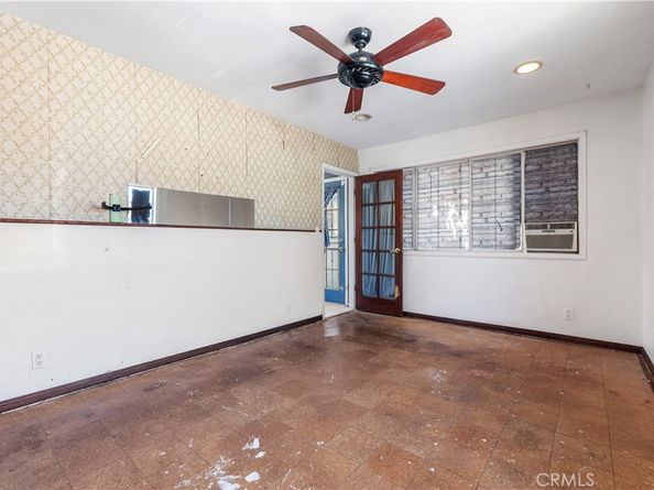 1654 W 216th Street, Torrance CA 90501
