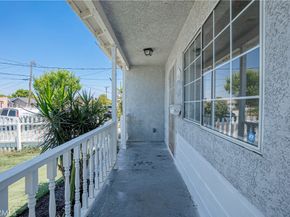 1654 W 216th Street, Torrance CA 90501