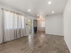 1654 W 216th Street, Torrance CA 90501