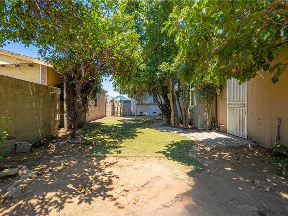1654 W 216th Street, Torrance CA 90501