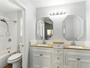 5439 S La Cienega Boulevard, Ladera Heights CA 90056