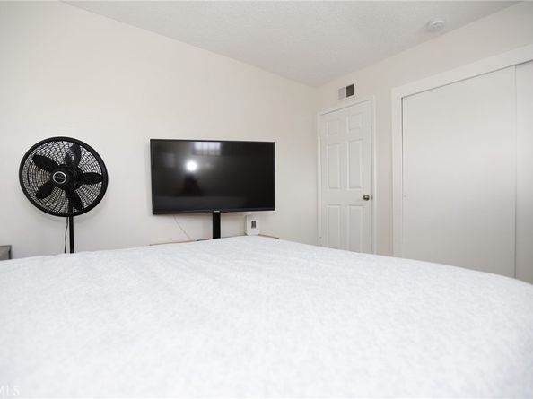 50 Paradise S, Carson CA 90745