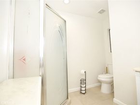 50 Paradise S, Carson CA 90745