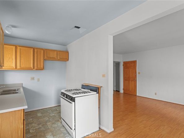 1053 S Oxford Avenue, Los Angeles CA 90006