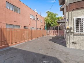 1053 S Oxford Avenue, Los Angeles CA 90006