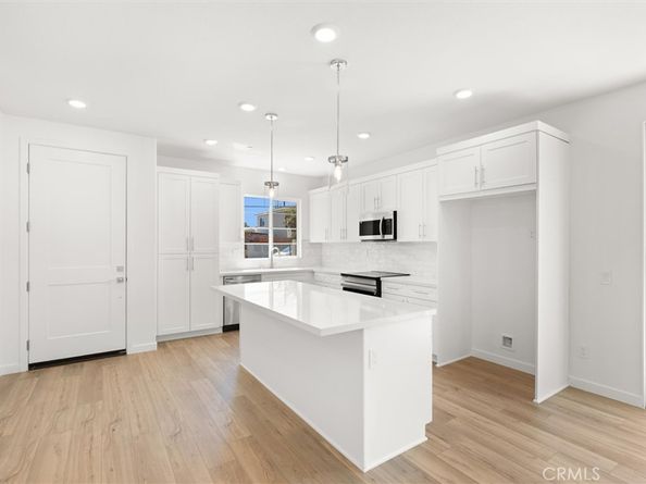 413 E 220th Street, Carson CA 90745