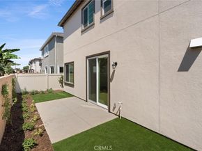 413 E 220th Street, Carson CA 90745