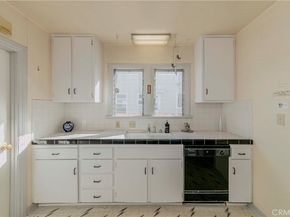 1446 S Oakhurst Drive, Los Angeles CA 90035