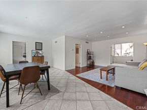1525 N Hayworth Ave 205, Los Angeles CA 90046