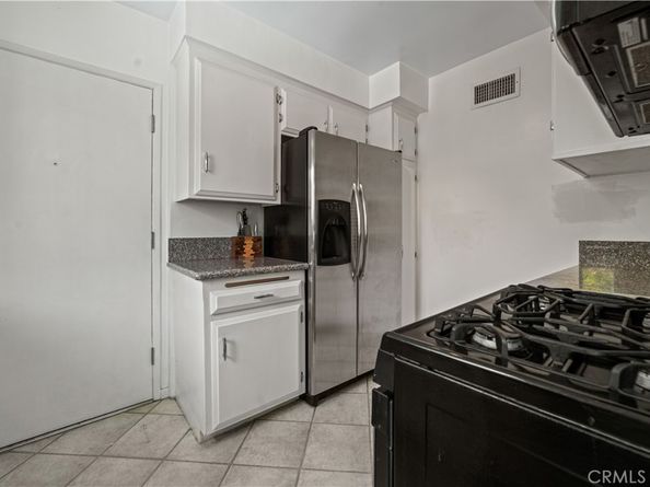 1525 N Hayworth Ave 205, Los Angeles CA 90046