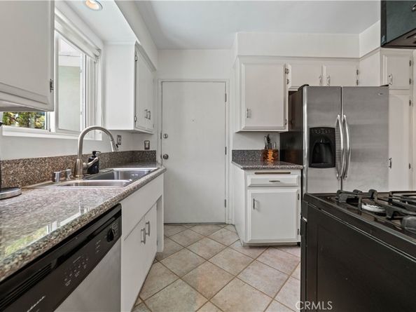 1525 N Hayworth Ave 205, Los Angeles CA 90046